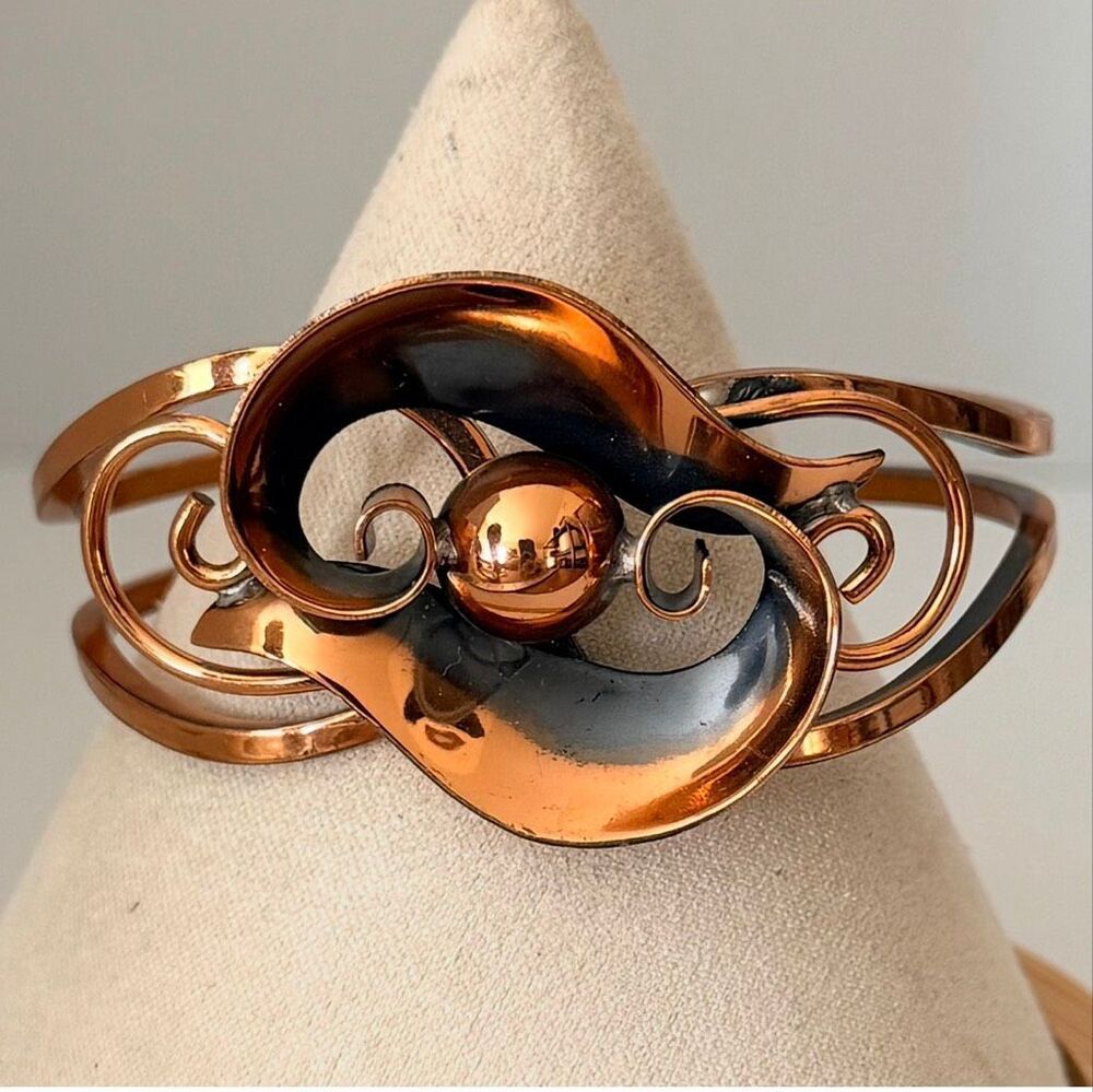 Vintage Copper Modernist Swirl clamper Bracelet